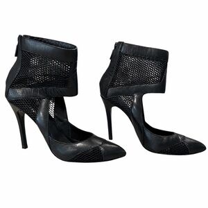 Pour La Victoire Zoia Black Leather Mesh Ankle Stiletto Heels Size 7.5